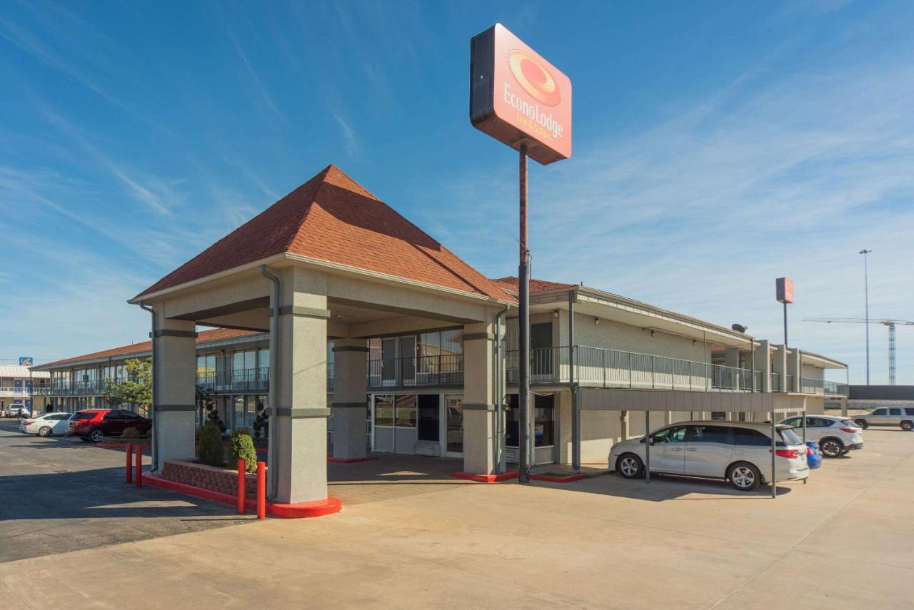 Econo Lodge Inn & Suites Near Bricktown Oklahoma City Exterior photo